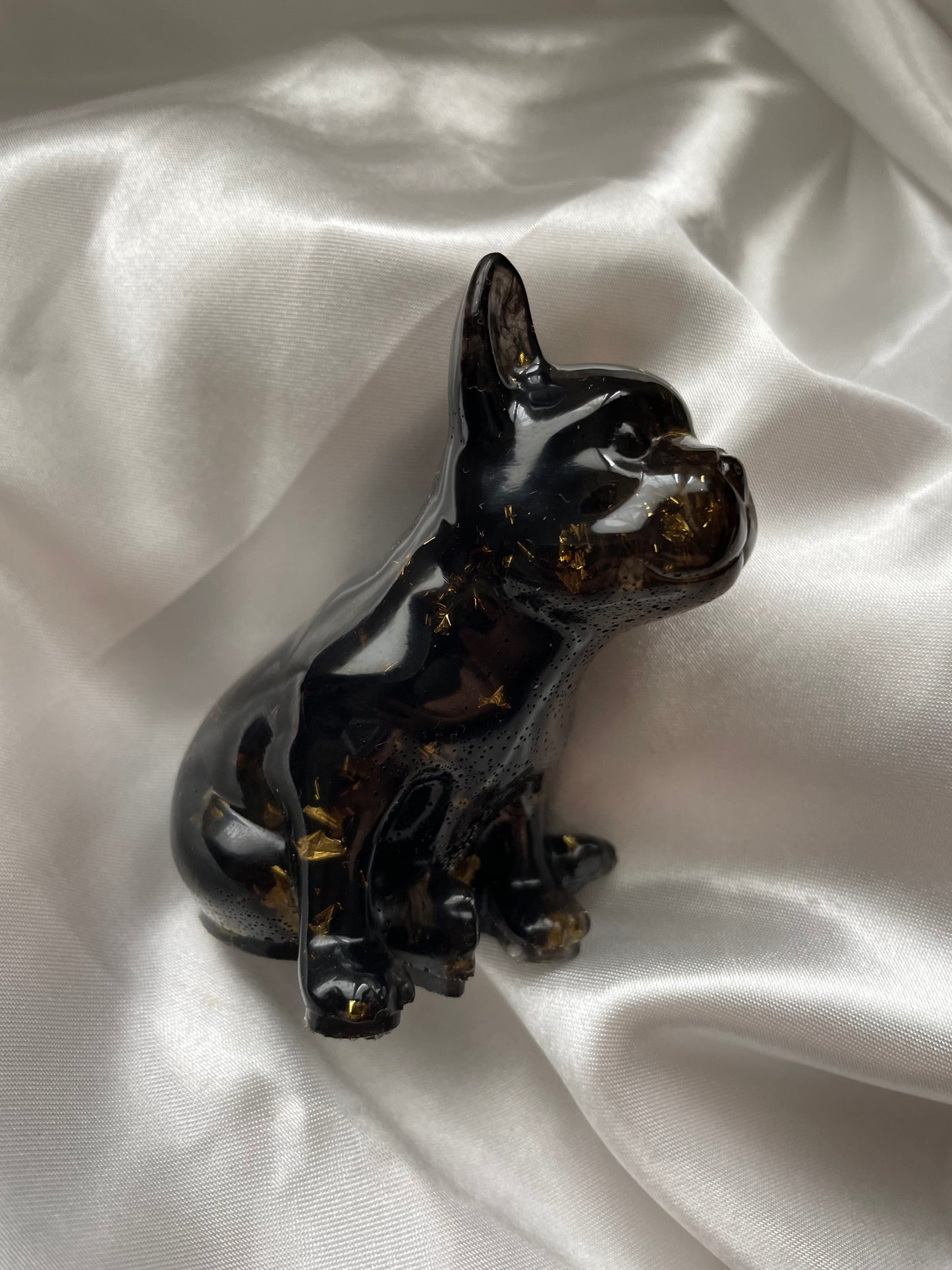 Figurine bouledogue français noir