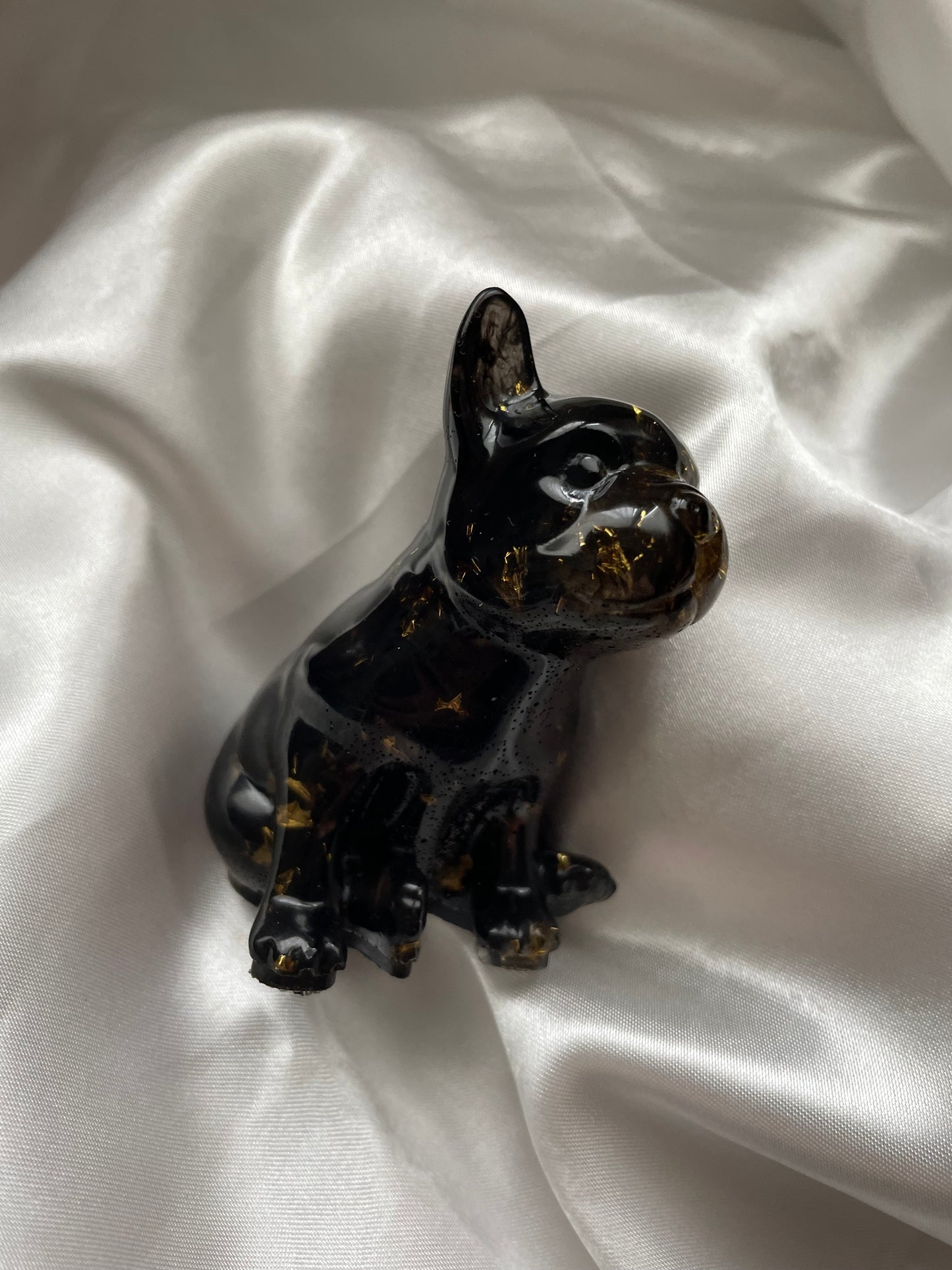 Figurine bouledogue français noir