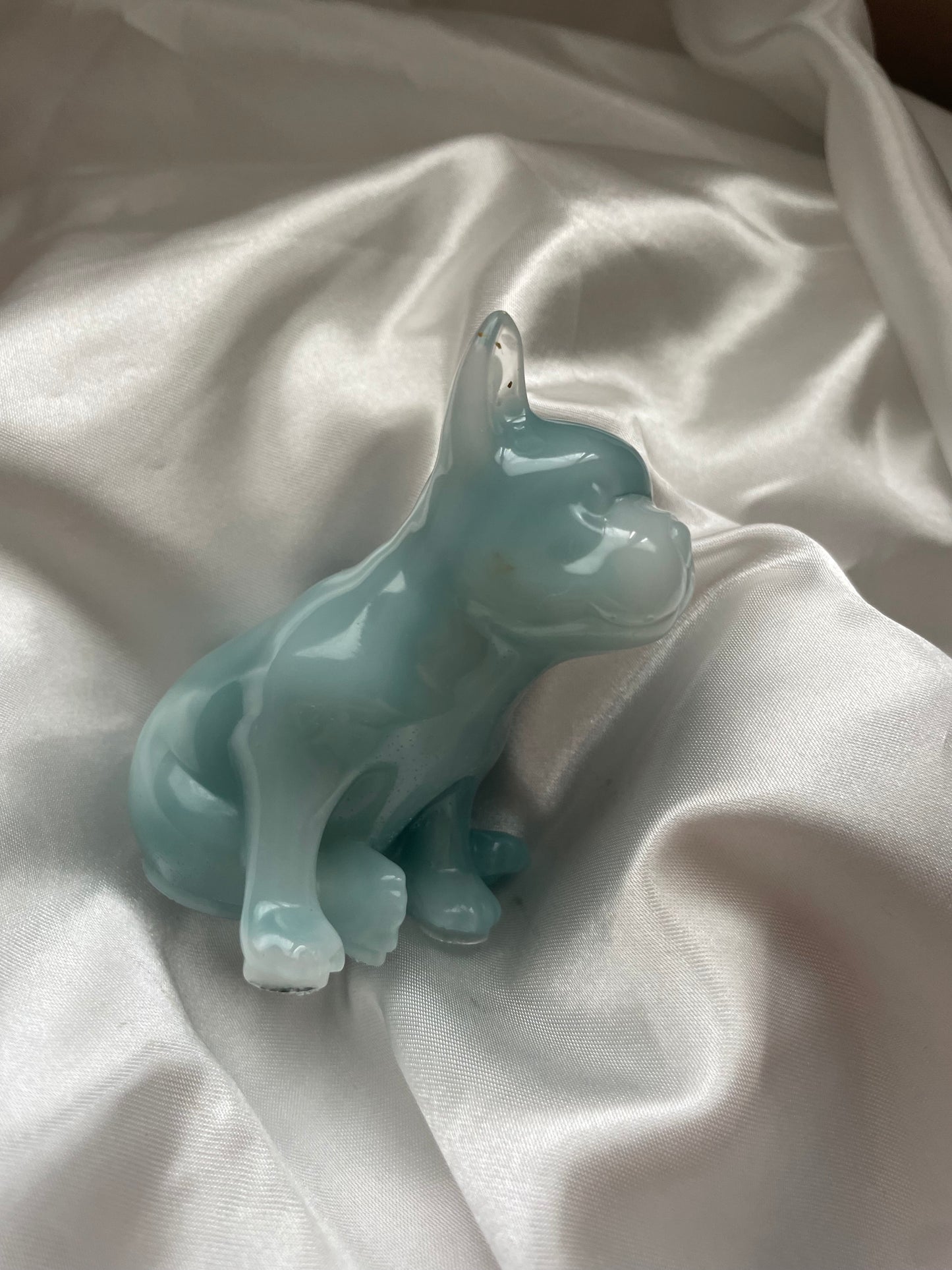 Figurine bouledogue français