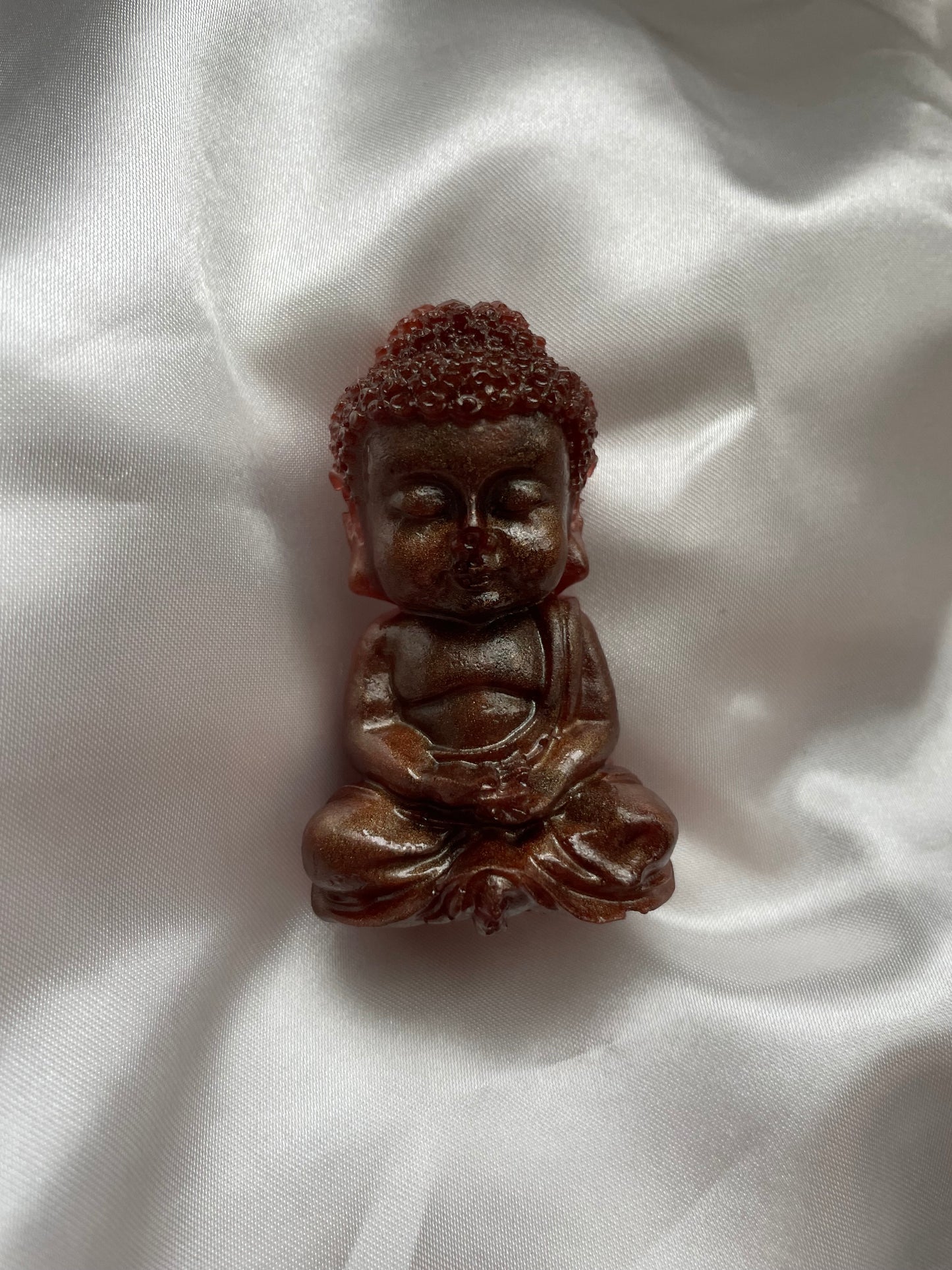 Figurine bouddha assis marron