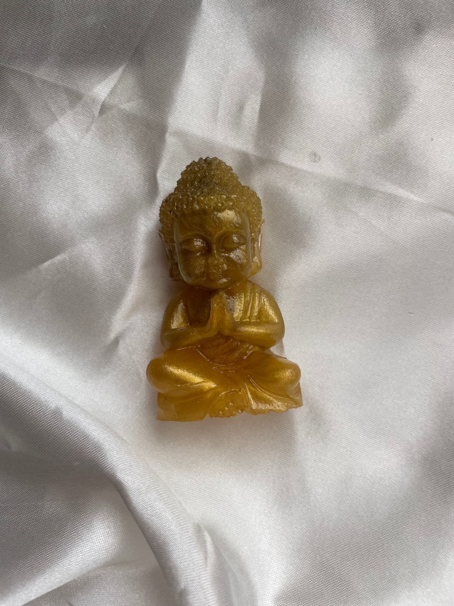 Figurine bouddha assis or