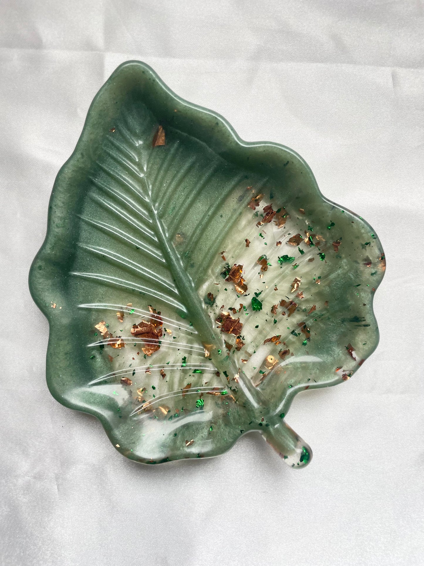 Vide poche feuille plate vert cuivre